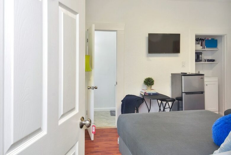 Lovely Apartment 10mins From Beach, 2mins To Mall