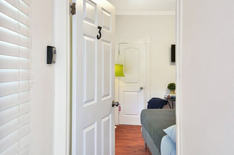 Lovely Apartment 10mins From Beach, 2mins To Mall