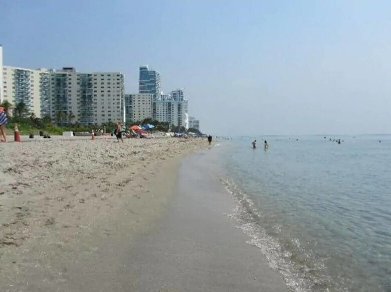 Lovely Apartment 10mins From Beach, 2mins To Mall