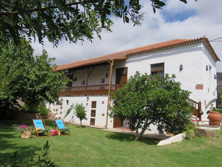 Agroturismo Casa Rural La Monta�eta