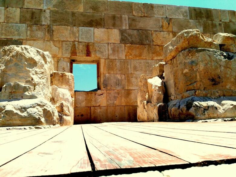 Lotus Patara Apart