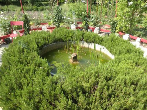 Hostal Chambres D'h�tes Et G�tes Du Ch�teau de Clauzuroux