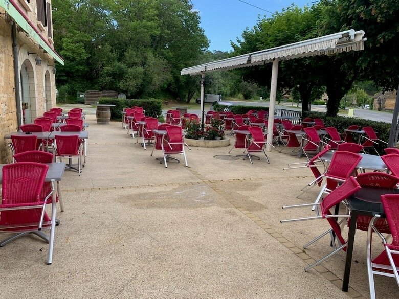 Kinoux's Hotel Restaurant