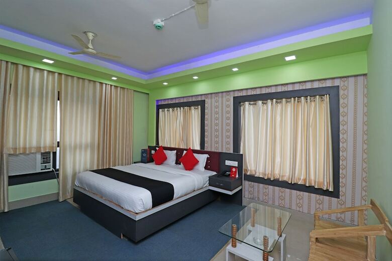 Hotel Capital O 30565 Pabitra Royal Regency