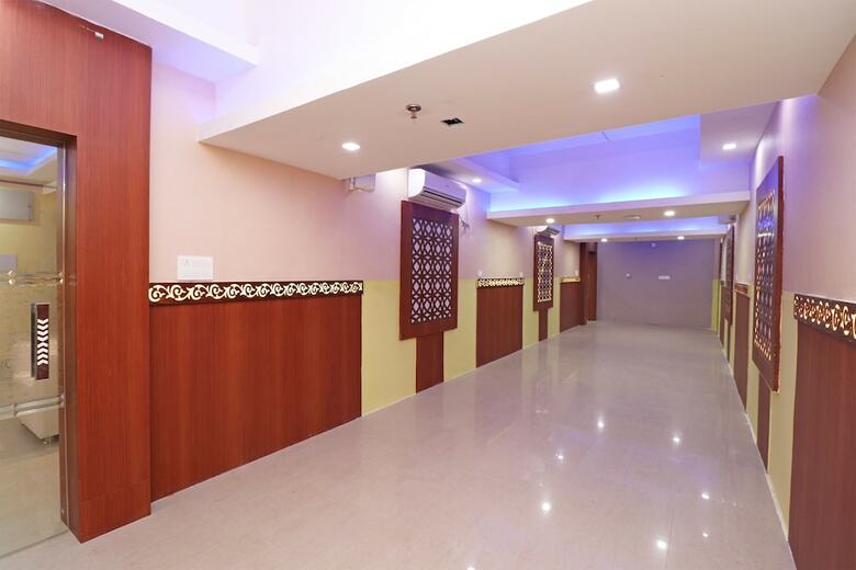 Hotel Capital O 30565 Pabitra Royal Regency