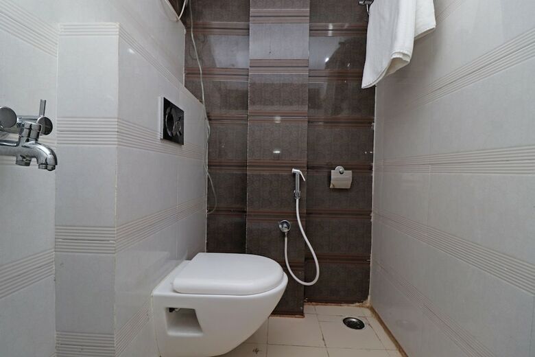 Hotel Capital O 30565 Pabitra Royal Regency