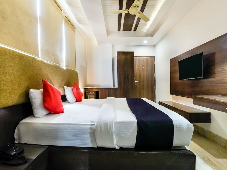 Capital O 30399 Hotel Prime Presidency