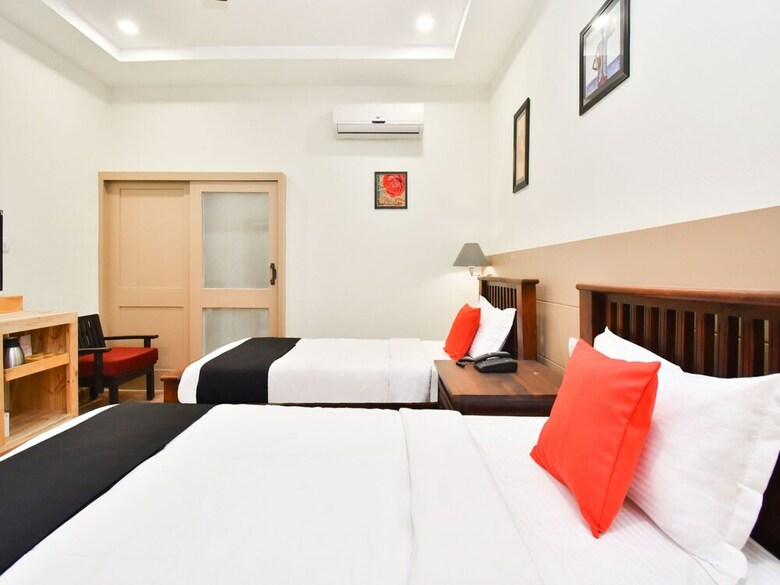 Capital O 35409 Hotel Megh Niwas