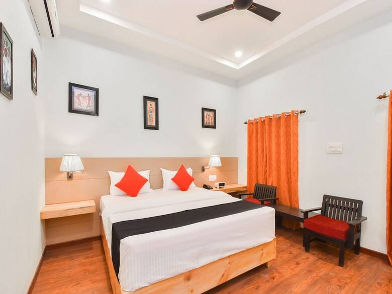 Capital O 35409 Hotel Megh Niwas
