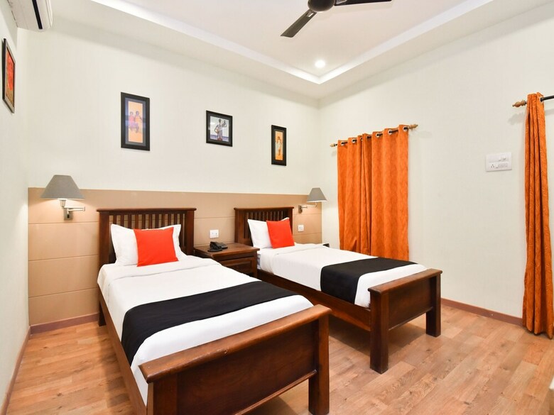 Capital O 35409 Hotel Megh Niwas