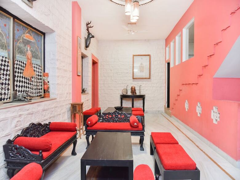Capital O 35409 Hotel Megh Niwas