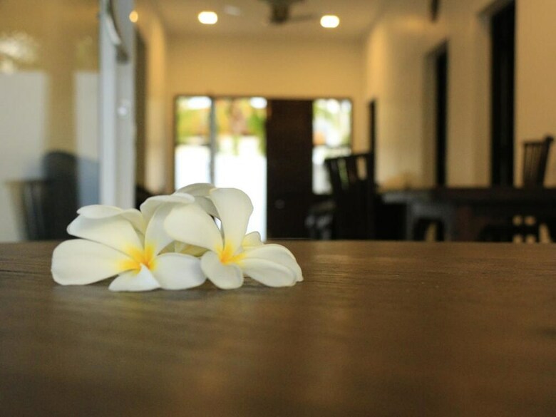 Villa Blooming Polhena