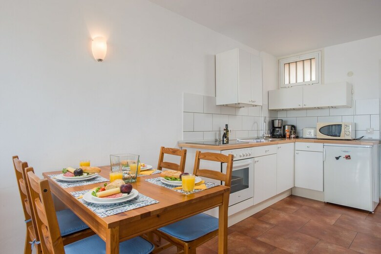 310. Apartment With Great Location In Las Americas!