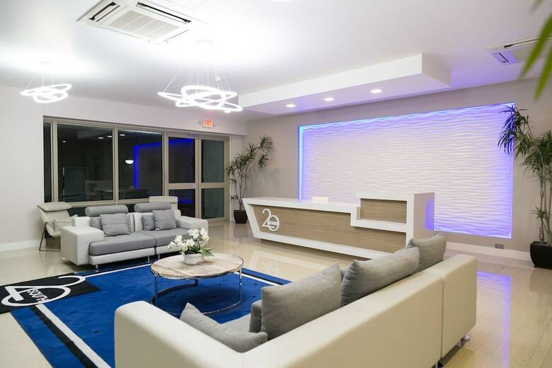 Aparthotel Ultra Luxury Apartment At  20 South