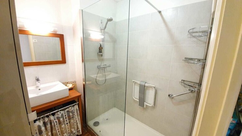 Apartamento 4 Pieces 100m2 Centre Ville Calme Mer