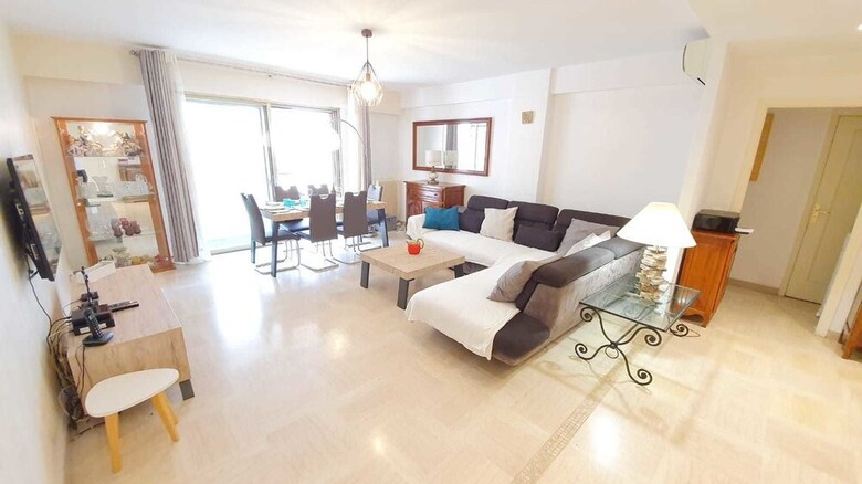 Apartamento 4 Pieces 100m2 Centre Ville Calme Mer