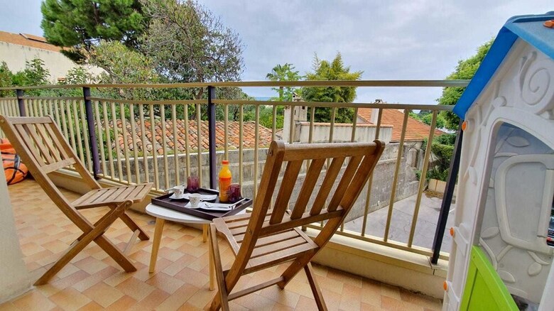 Apartamento 4 Pieces 100m2 Centre Ville Calme Mer