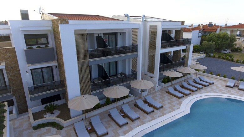 Agnes Deluxe Hotel