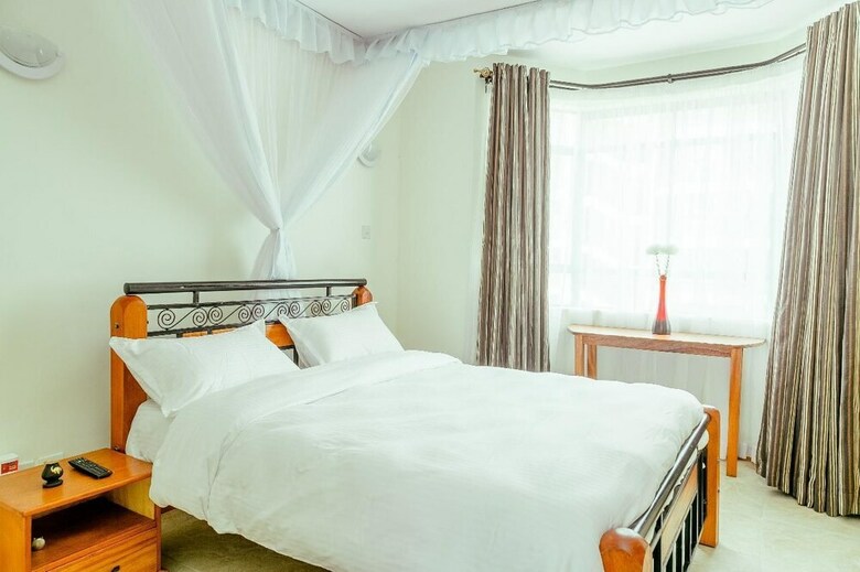 Aparthotel City Airport Apartment