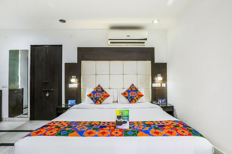 Fabhotel Ocean