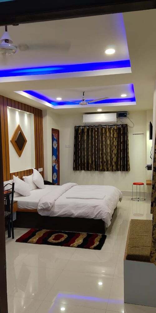 Hotel Blue Bird Nest