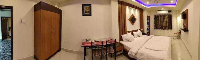 Hotel Blue Bird Nest