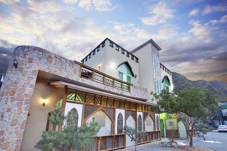 Gapyeong Amormio Pension
