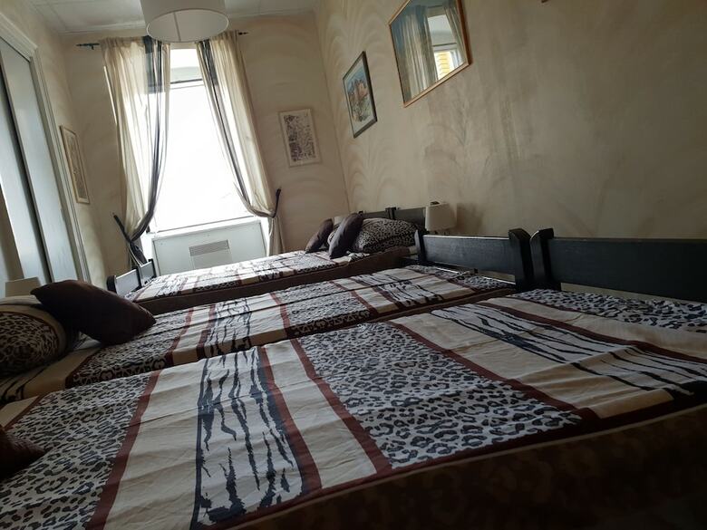 Hostal Hostel Morcic Ri
