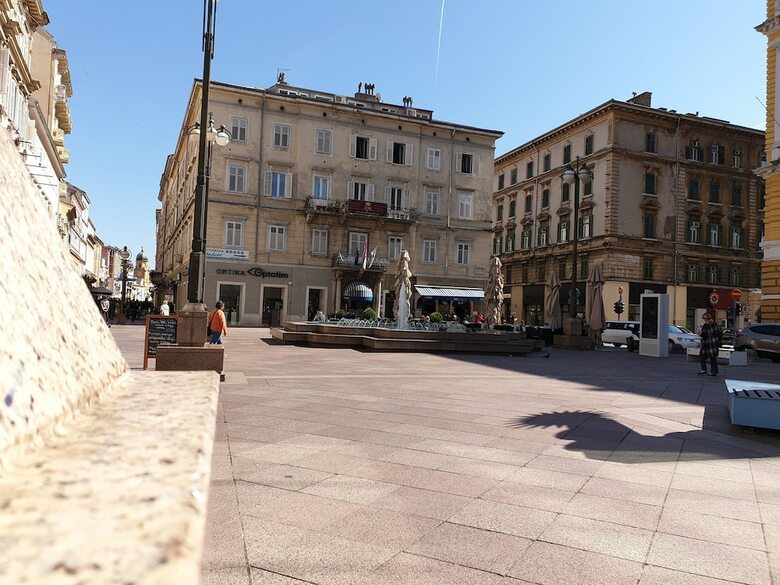 Hostal Hostel Morcic Ri