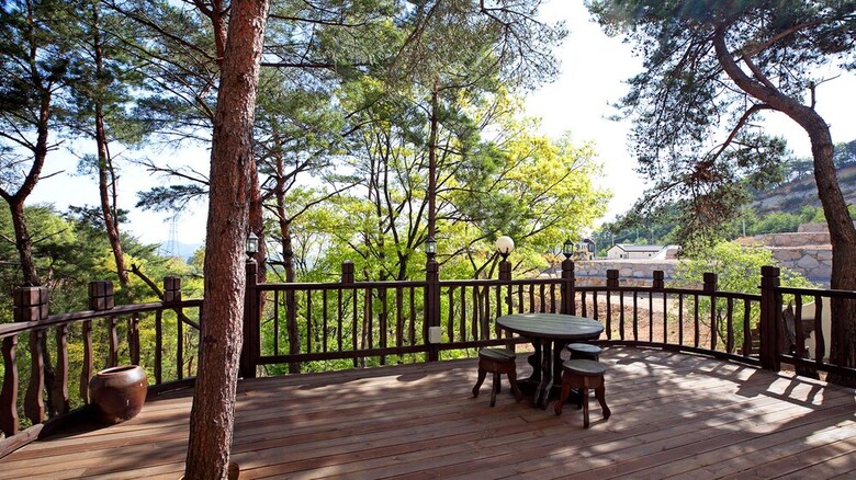 Apartamentos Gyeongju Montmartre Pension