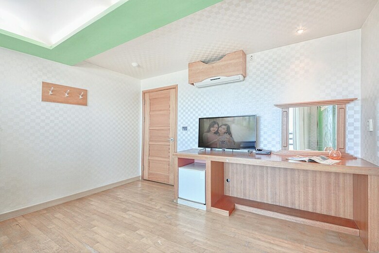 Gangneung Le'select Pension