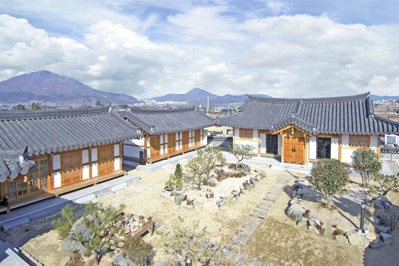 Pension Gyeongju Wadamjung Hanok