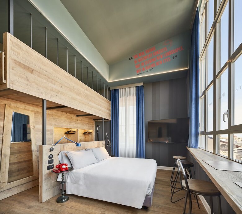 The Modernist Hotel