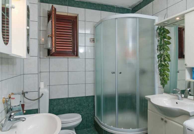 Apartments Tomic