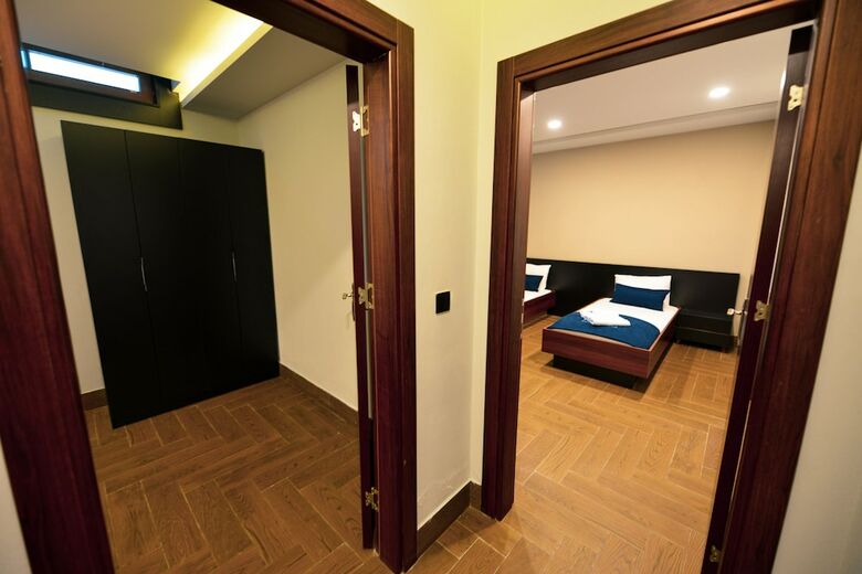 Kibar Suite Hotel