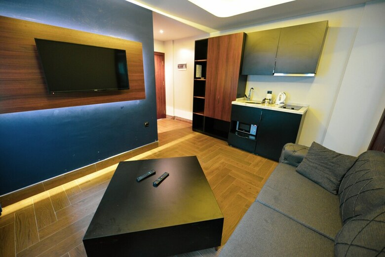 Kibar Suite Hotel