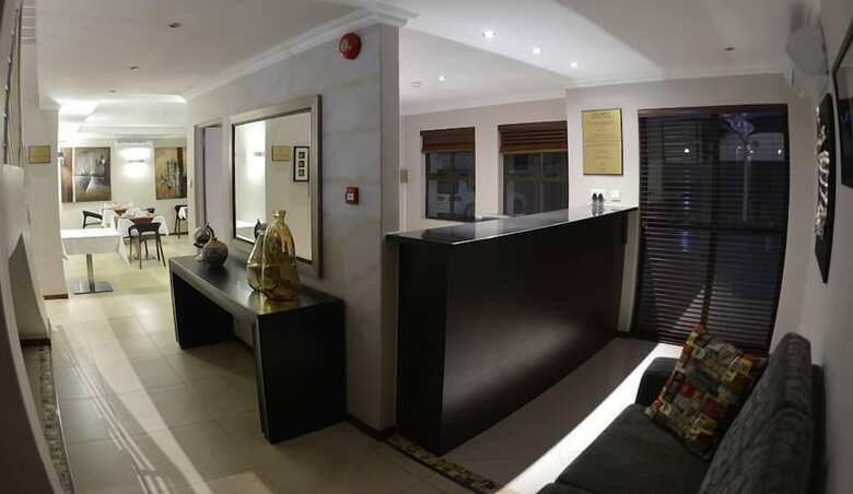 Regent Hotel Kgale