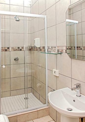 Hotel Villa Le View Guesthouse