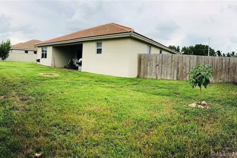 4br 3ba House In Miami By Asvr-12748