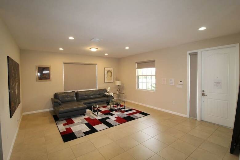 4br 3ba House In Miami By Asvr-12748