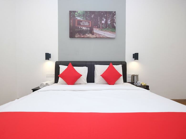 Hotel Oyo 89492 Carlton Inn Bukit Ubi