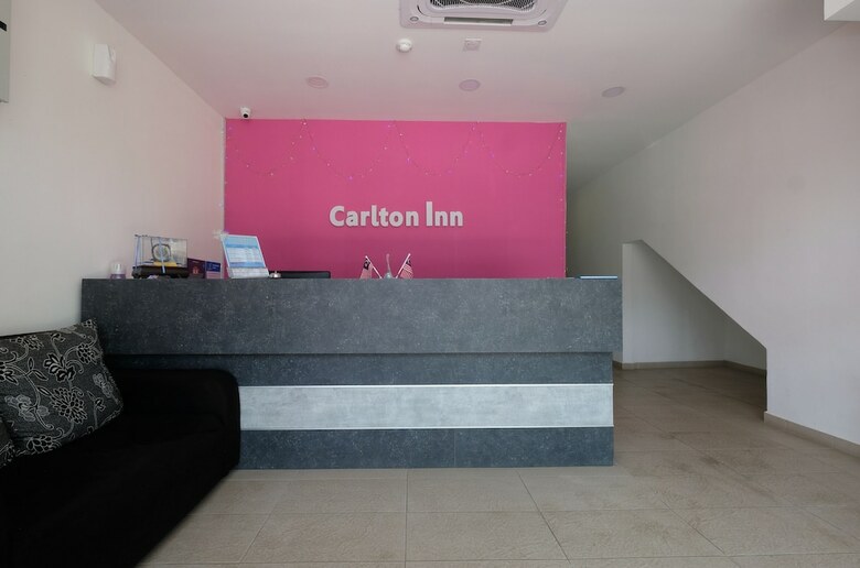 Hotel Oyo 89492 Carlton Inn Bukit Ubi
