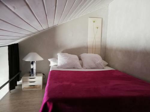 Hostal La Chaumi�re