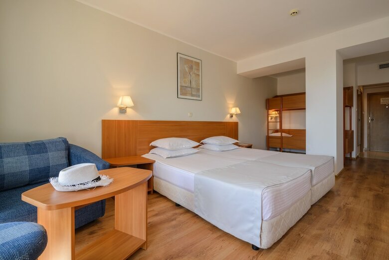 Madara Park Hotel