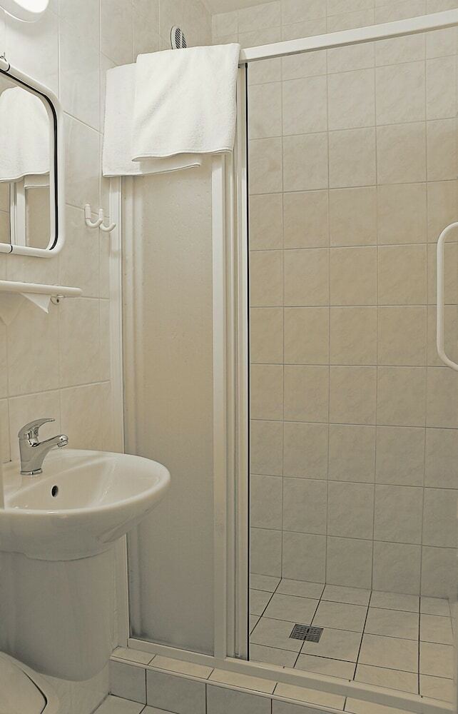 Hotel Adamantino