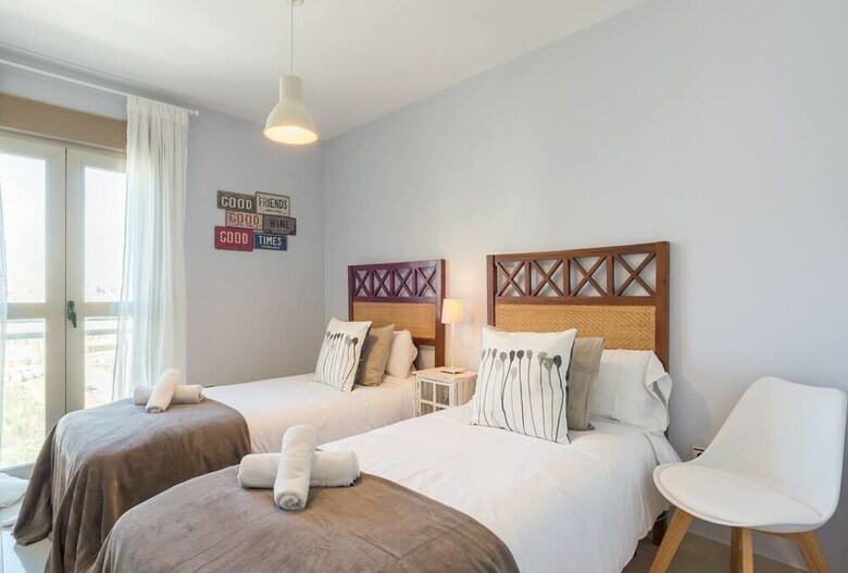 Apartamentos Sea View Beach Suite