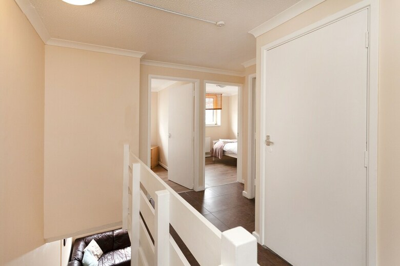 Longlyn 3 Bedroom Apartment