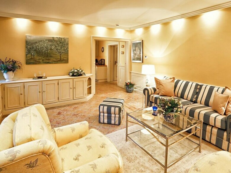 Apartamentos Luv