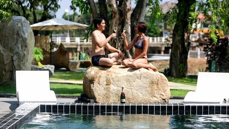 Riverside Luxury Pool Villa 88 Place