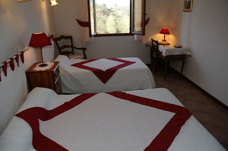 Bed & Breakfast Domaine Le Puy Du Maupas